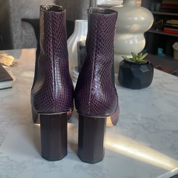 Donald J Pliner Lailia2 booties sz 7 - Picture 3 of 5